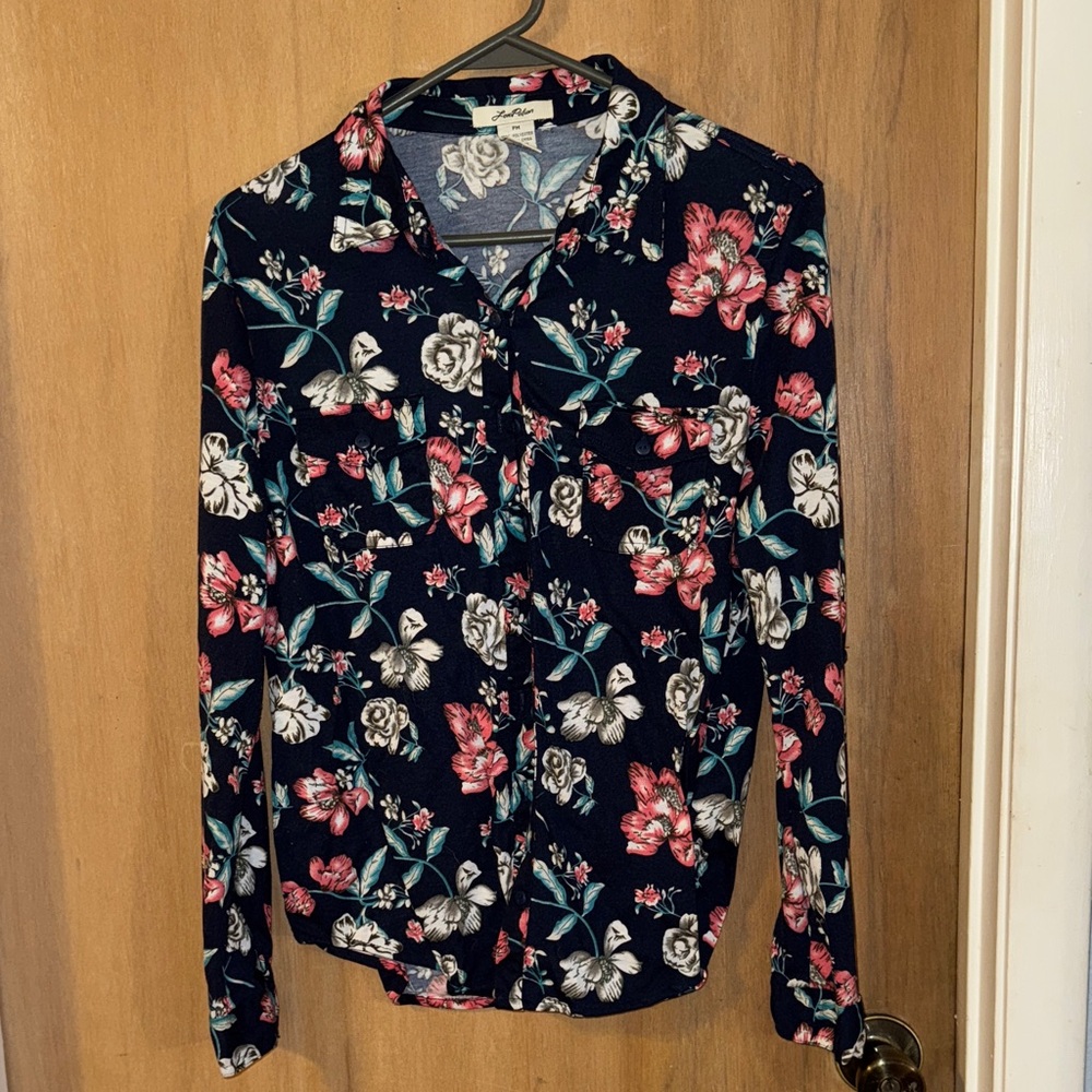 Love Potion Navy Floral Button-Down Shirt Size Petite Medium